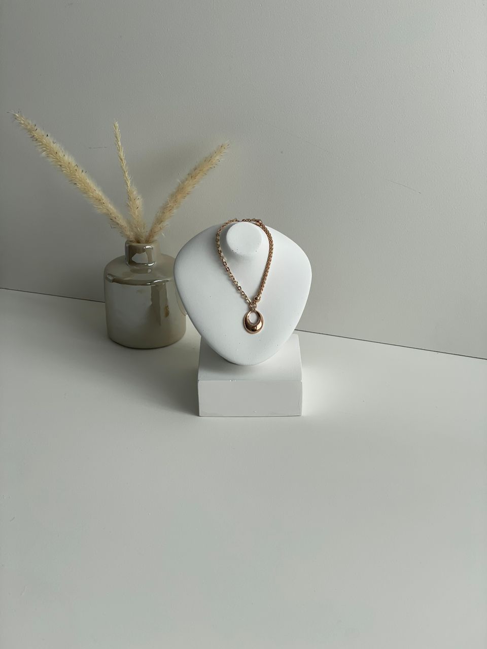 استند مانکن کد ۲ استند مانکن گردنبند کد ۲