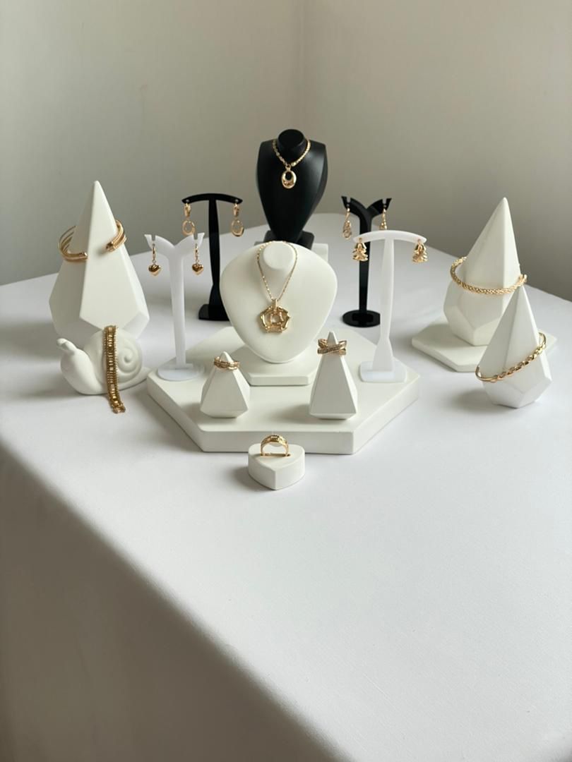 ویترین آماده جواهری مینیمال کد 2