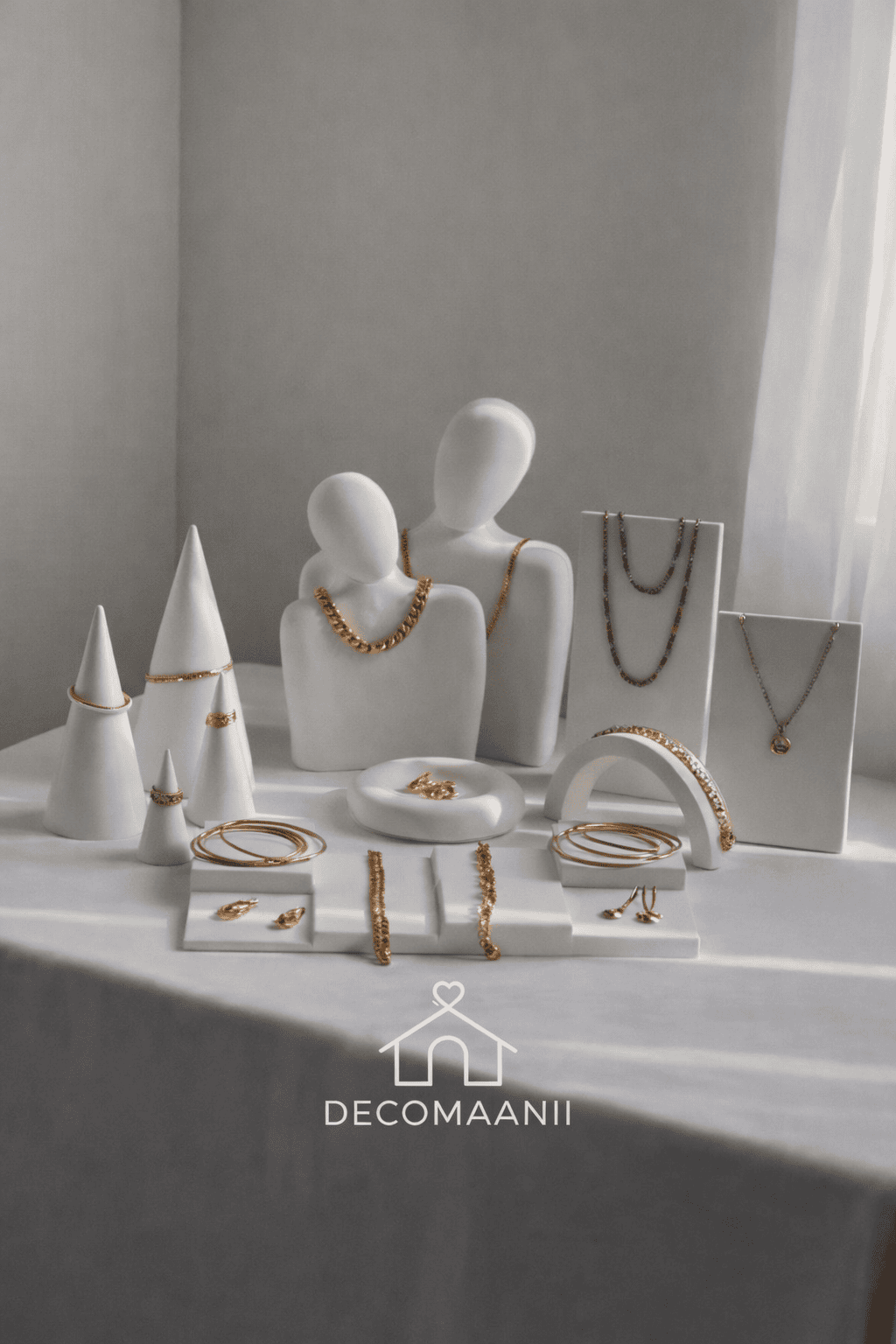 ویترین آماده جواهرات مینیمال – کد ۵ ویترین آماده جواهرات مینیمال – کد ۵