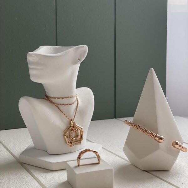 استند نیم‌رخ گردنبند و گوشواره (پک 4 عددی)