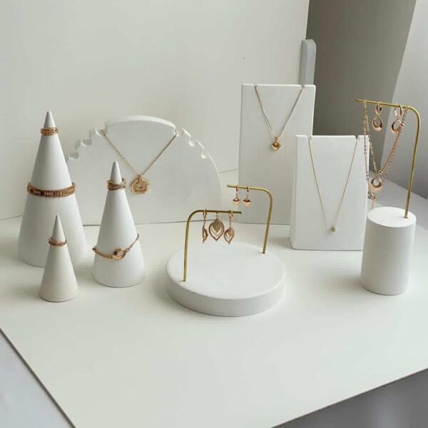 ویترین آماده جواهری مینیمال کد 6